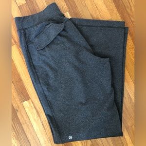 Lululemon men’s relaxed joggers